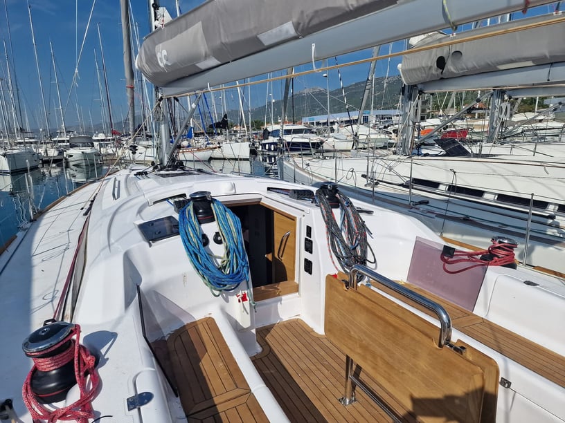 Kaštel Gomilica Segelboot 4 Kabine 10 Liegeplätze 10 Gäste 14.14 m Nummer des Inserats: #15833 5