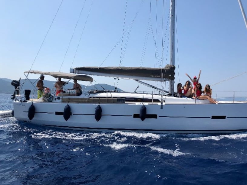 Palairos Sailboat 4 cabin 8 berths 8 guests 14.15 m Listing Number: #15834 5