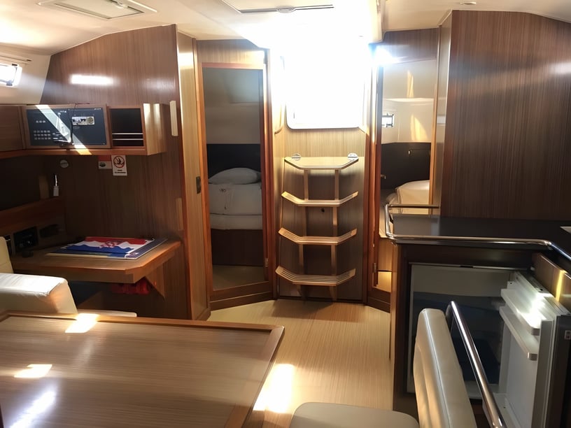 Stockholm - Saltsjöbaden Zeilboot Cabine 4  9  slaapplaatsen 9  gasten 14.27 m Lijstnummer: #15847 3