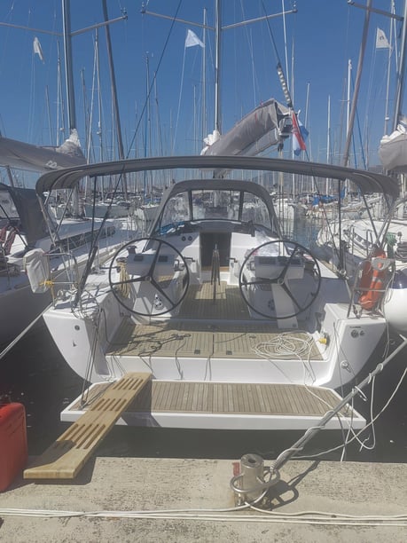 Kaštel Gomilica Barca a vela cabina 4  cuccette 10  10  ospiti 14.14 m Numero dell'inserzione: #15885