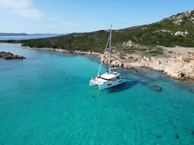 Portisco Katamaran 6 kabin Konaklama 10 kişi Seyir 10 kişi 11.74 m İlan No: #15894 4