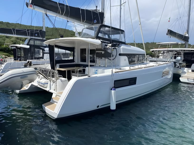 Portisco Katamaran 6 kabin Konaklama 10 kişi Seyir 10 kişi 11.74 m İlan No: #15894 5