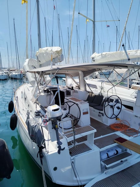 Punat Barca a vela cabina 3  cuccette 8  8  ospiti 11.5 m Numero dell'inserzione: #15976 5