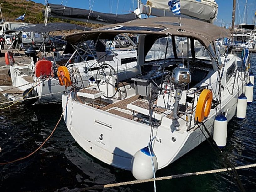 Athens Sailboat 3 cabin 8 berths 8 guests 12.03 m Listing Number: #15999
