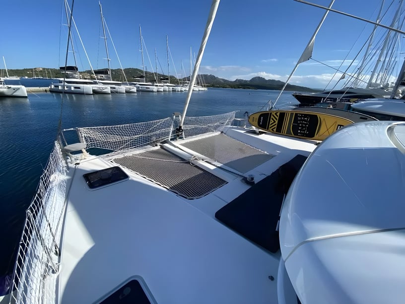 Portisco Katamaran 6 kabin Konaklama 12 kişi Seyir 12 kişi 12.8 m İlan No: #16018 4