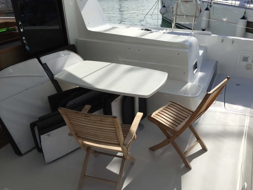 Rogoznica Catamaran Cabine 6  Couchettes 12  Invités 12  12.8 m Numéro de l'annonce: #16020 5