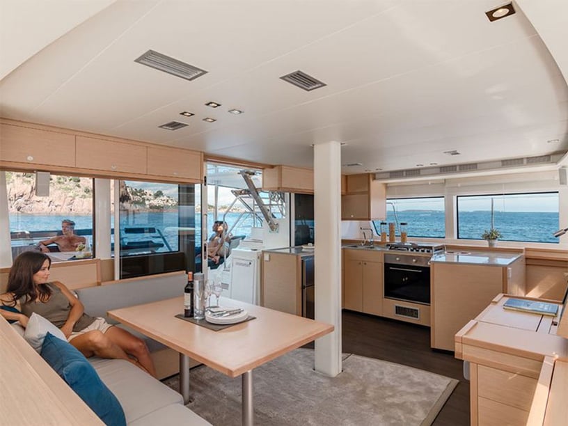 Pointe a Pitre Catamaran 6 cabin 14 berths 14 guests 15.84 m Listing Number: #16044 2