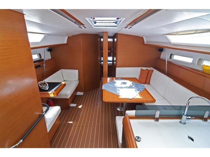 Skiathos Yelkenli 4 kabin Konaklama 10 kişi Seyir 10 kişi 13.34 m İlan No: #16058 4