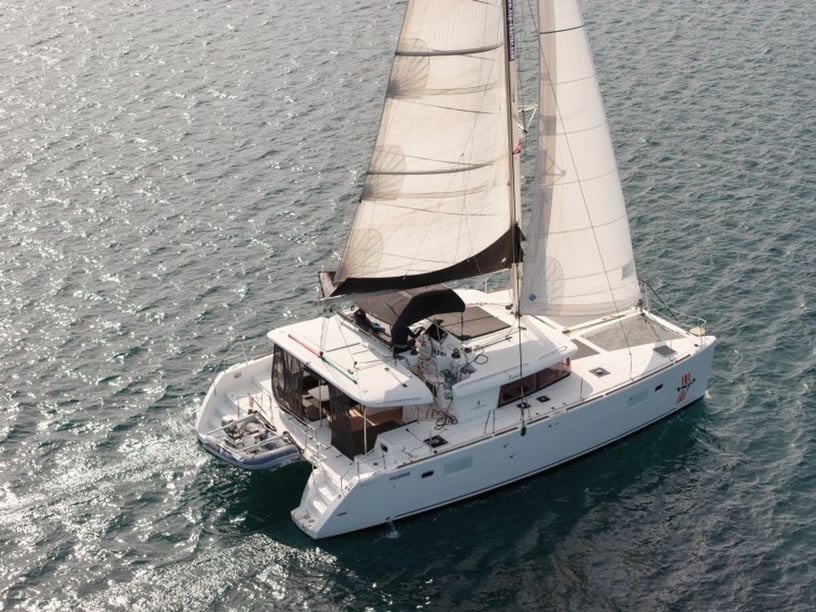 Sibenik Catamaran Cabine 6  Couchettes 12  Invités 12  13.96 m Numéro de l'annonce: #16072 3