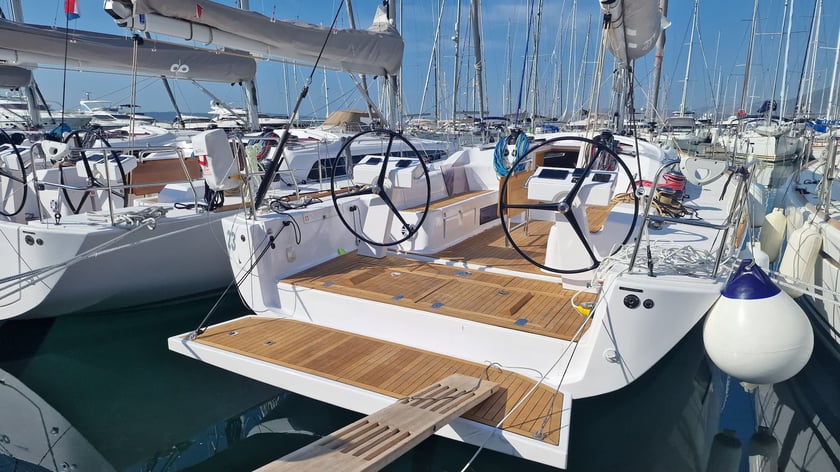 Kaštel Gomilica Voilier Cabine 4  Couchettes 10  Invités 10  14.14 m Numéro de l'annonce: #16110 4