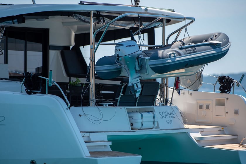 Kaštel Gomilica Catamaran 3 cabin 6 berths 6 guests 12.8 m Listing Number: #16114 5