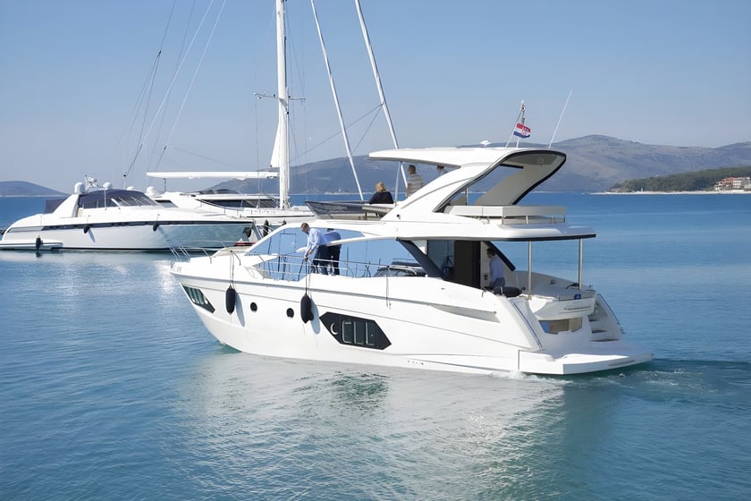 Drage Motorboat 3 cabin 6 berths 6 guests 15.2 m Listing Number: #16130