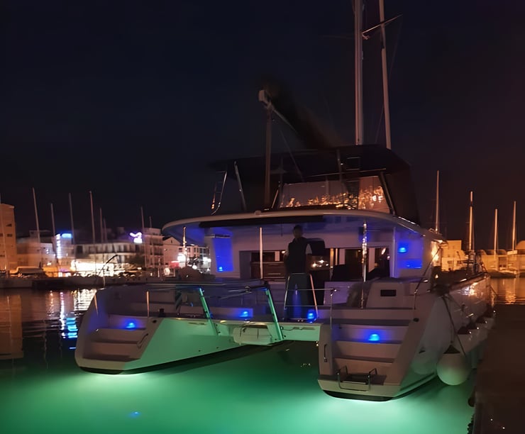 Volos Catamaran 5 cabin 12 berths 12 guests 13.96 m Listing Number: #16190 5