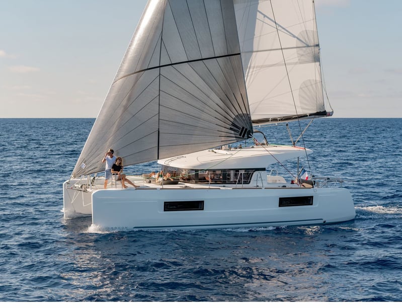 Martinique Katamaran 6 Kabine 10 Liegeplätze 10 Gäste 11.74 m Nummer des Inserats: #16208 5