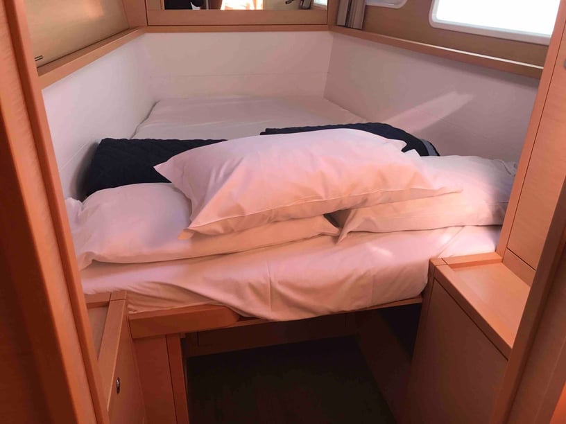 San Teodoro Catamaran 4 cabin 12 berths 12 guests 13.96 m Listing Number: #16211 3