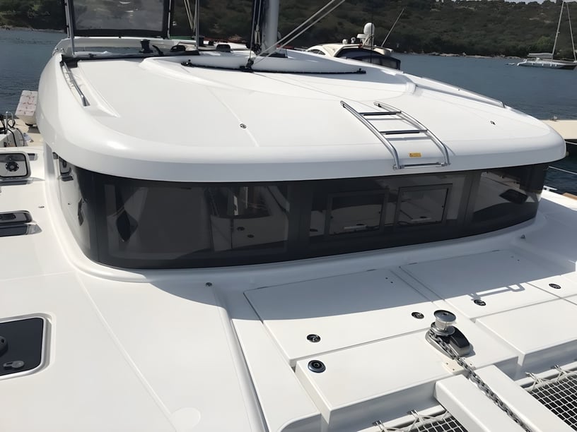 Portisco Catamaran Cabine 4  10  slaapplaatsen 10  gasten 11.74 m Lijstnummer: #16231 3