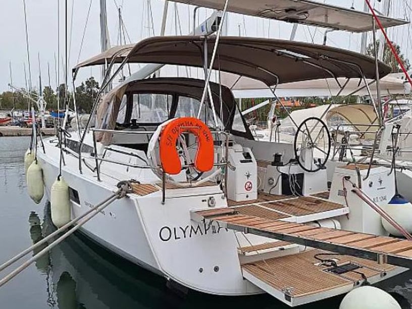 Skiathos Segelboot 4 Kabine 10 Liegeplätze 10 Gäste 12.65 m Nummer des Inserats: #16238