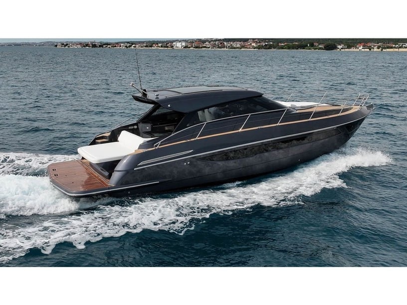 Sukosan Motorjacht Cabine 2  4  slaapplaatsen 4  gasten 13.6 m Lijstnummer: #16245