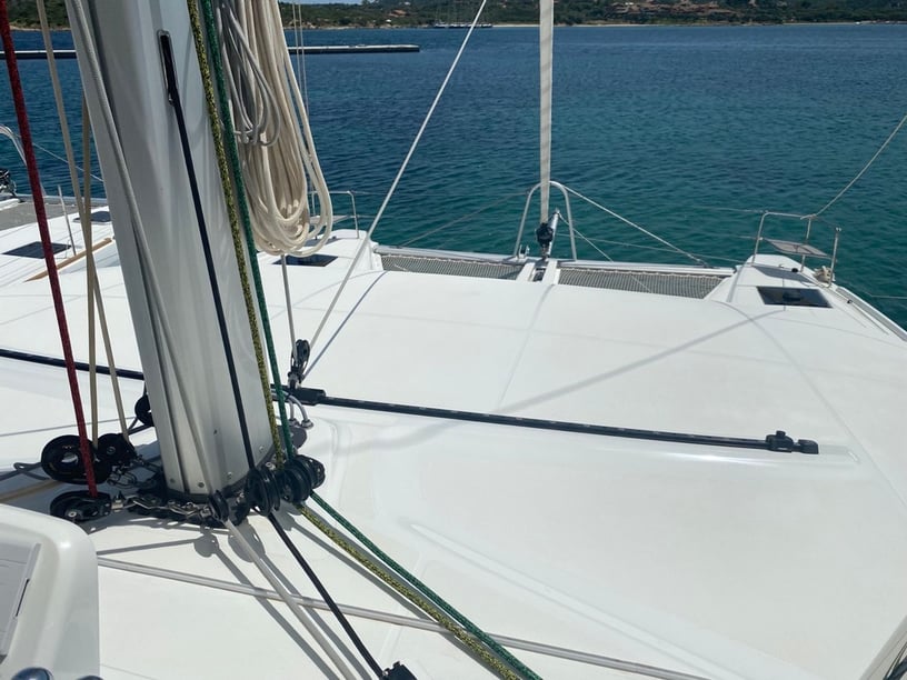 Portisco Catamaran 6 cabin 14 berths 14 guests 14.75 m Listing Number: #16303 5