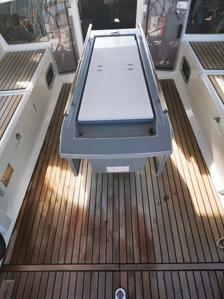 Sukosan Zeilboot Cabine 3  8  slaapplaatsen 8  gasten 12.43 m Lijstnummer: #16310 5