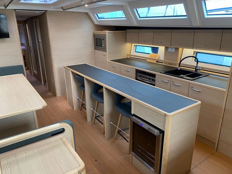 Punat Sailboat 5 cabin 12 berths 12 guests 16.75 m Listing Number: #16360 3