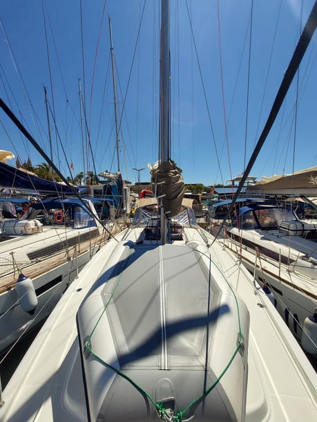 Palma de Mallorca Barca a vela cabina 3  cuccette 8  8  ospiti 12.35 m Numero dell'inserzione: #16432 5