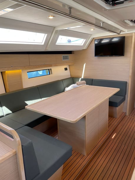 Punat Sailboat 5 cabin 12 berths 12 guests 16.75 m Listing Number: #16440 5