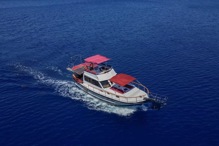 Gocek Gulet 2 cabin 4 berths 4 guests 13 m Listing Number: #16456