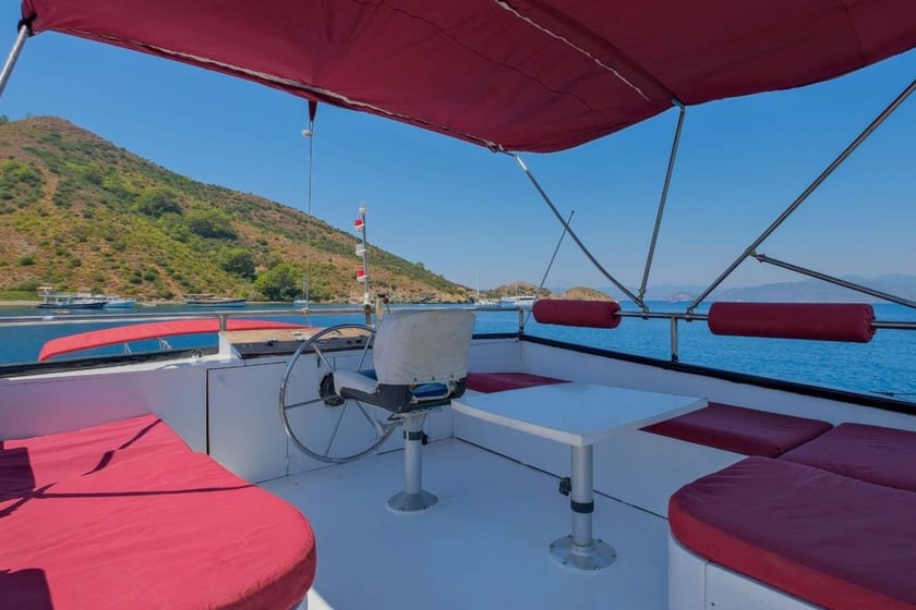 Gocek Gulet 2 cabin 4 berths 4 guests 13 m Listing Number: #16456 4