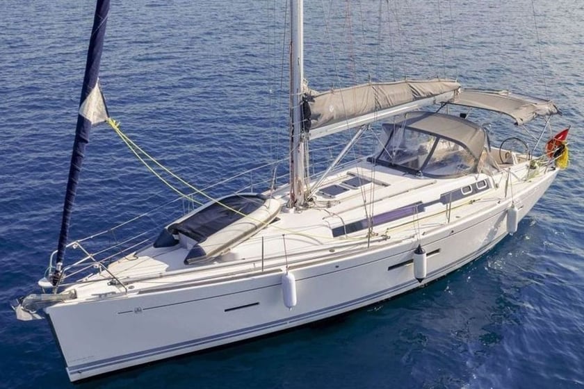 Gocek Zeilboot Cabine 3  6  slaapplaatsen 6  gasten 12.17 m Lijstnummer: #16478