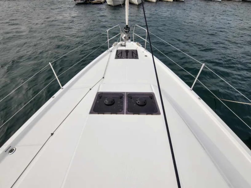 Bormes-les-Mimosas Sailboat 7 cabin 12 berths 12 guests 14 m Listing Number: #16513 4