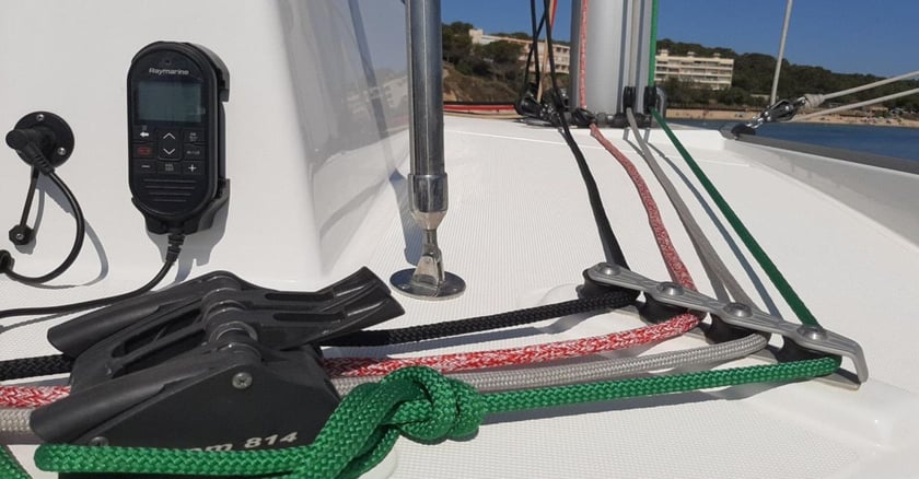 Bormes-les-Mimosas Catamaran Cabine 4  Couchettes 10  Invités 12  12.19 m Numéro de l'annonce: #16541 3