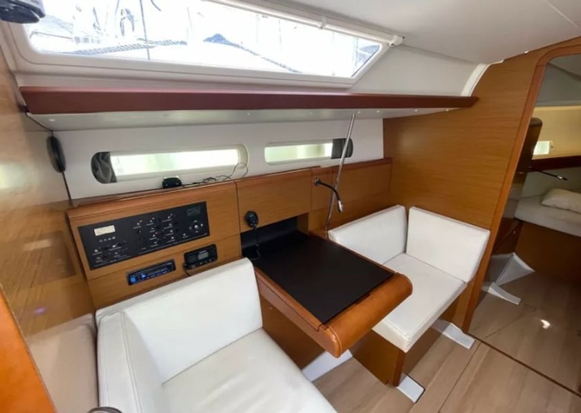 Paros Zeilboot Cabine 3  8  slaapplaatsen 8  gasten 12.5 m Lijstnummer: #16576 4