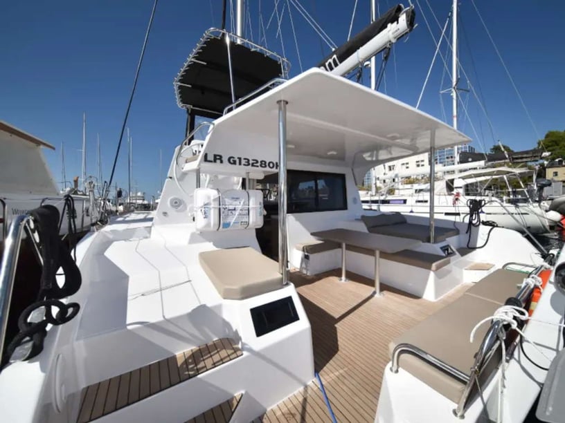 Zadar Catamaran 3 cabin 6 berths 6 guests 9.98 m Listing Number: #16603 5