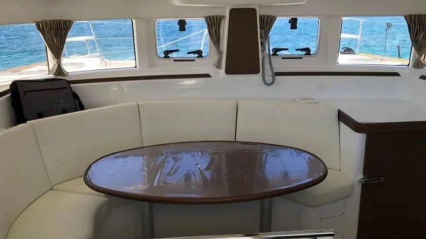 Paros Katamaran 4 kabin Konaklama 10 kişi Seyir 10 kişi 11.58 m İlan No: #16639 3