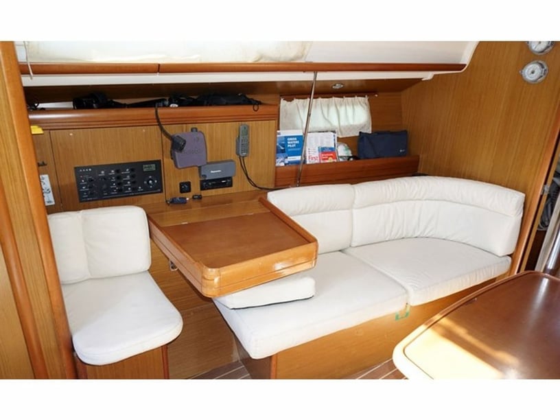 Preveza Zeilboot Cabine 3  6  slaapplaatsen 6  gasten 12 m Lijstnummer: #16697 2