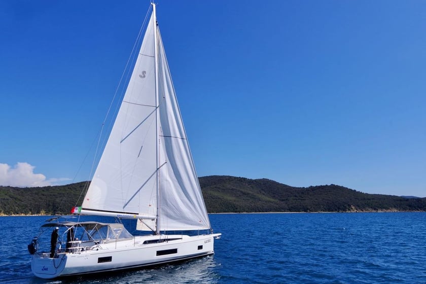 Puntone Velero Cabina 5  12  literas 12  invitados 14.6 m Número de anuncio: #16731