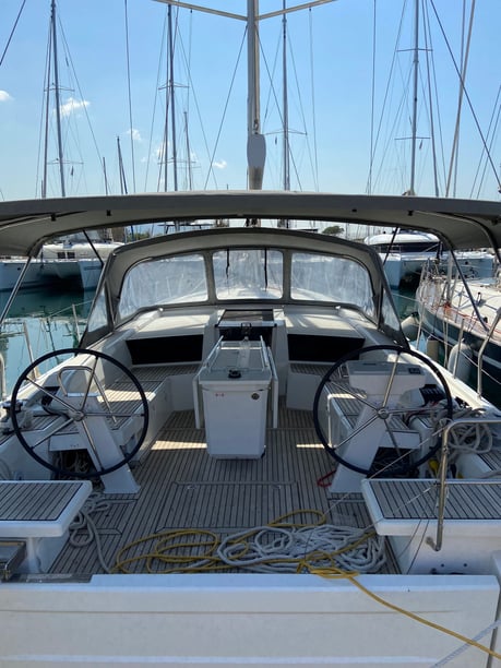 Preveza Zeilboot Cabine 4  10  slaapplaatsen 10  gasten 14.6 m Lijstnummer: #16755 5