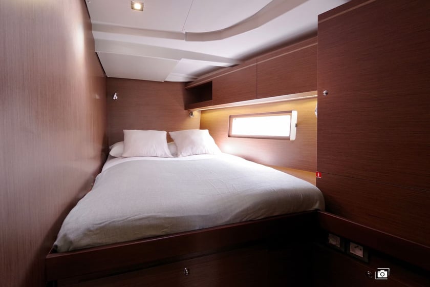 Cannigione Voilier Cabine 5  Couchettes 13  Invités 13  15.94 m Numéro de l'annonce: #16758 4