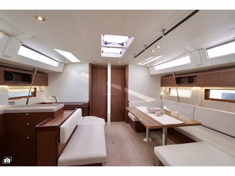 Cannigione Voilier Cabine 5  Couchettes 13  Invités 13  15.94 m Numéro de l'annonce: #16758 3