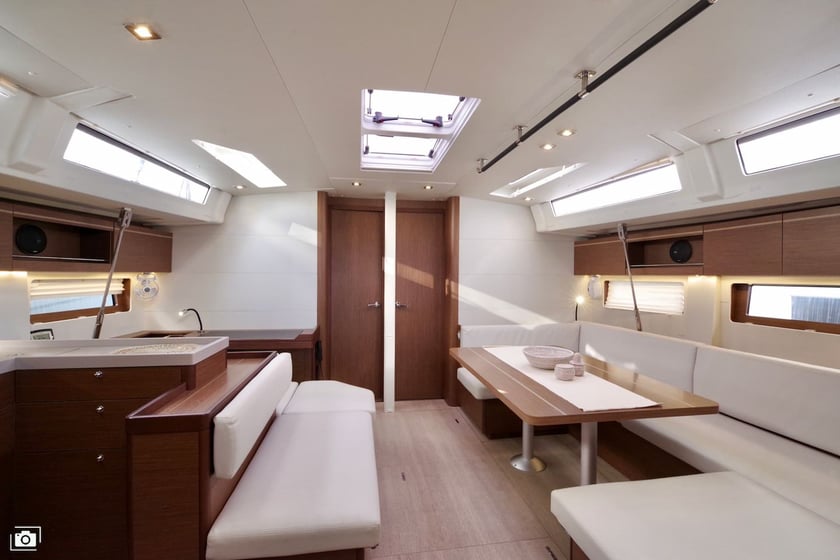 Cannigione Voilier Cabine 5  Couchettes 13  Invités 13  15.94 m Numéro de l'annonce: #16758 5