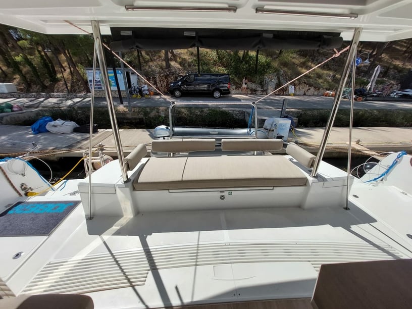 Skradin Catamaran 5 cabin 10 berths 10 guests 12.85 m Listing Number: #16761 5