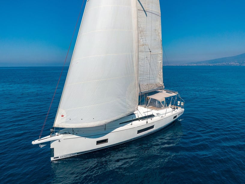 Castellammare di Stabia Sailboat 5 cabin 12 berths 12 guests 14.6 m Listing Number: #16762 2