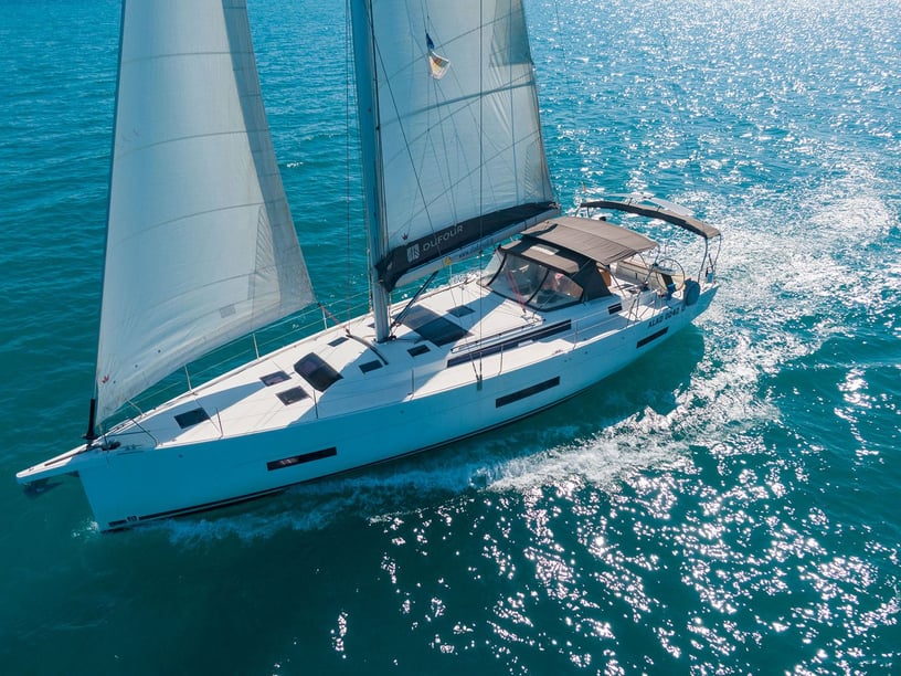 Castellammare di Stabia Sailboat 6 cabin 15 berths 12 guests 16.35 m Listing Number: #16806 2