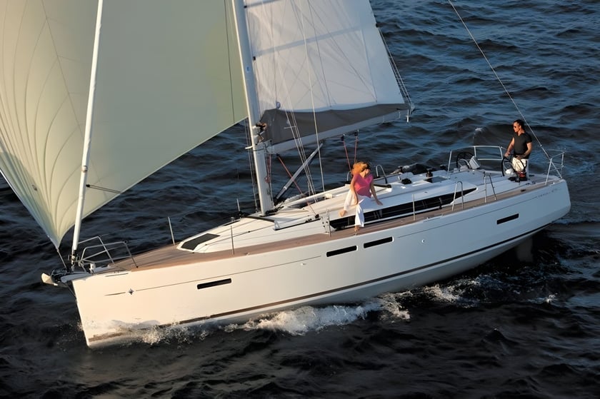 Rhodes Barca a vela cabina 3  cuccette 8  8  ospiti 12.34 m Numero dell'inserzione: #16966