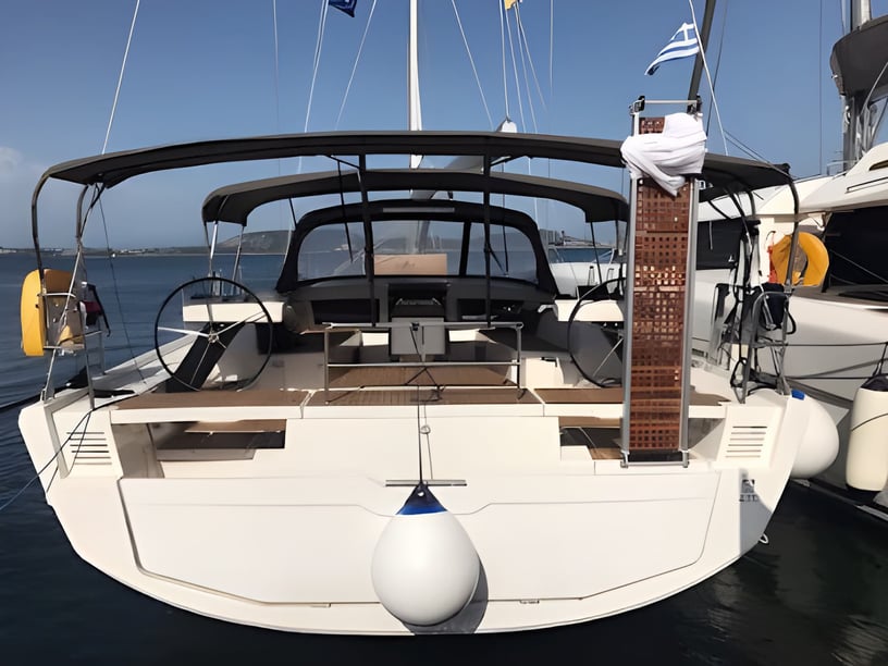 Lefkada Voilier Cabine 5  Couchettes 10  Invités 10  14.85 m Numéro de l'annonce: #16982