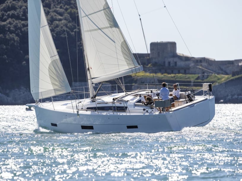 Rodi (IT) Segelboot 4 Kabine 10 Liegeplätze 10 Gäste 13.24 m Nummer des Inserats: #17047