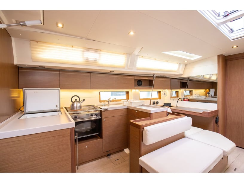 Salerno Sailboat 5 cabin 12 berths 12 guests 15.94 m Listing Number: #17081 2