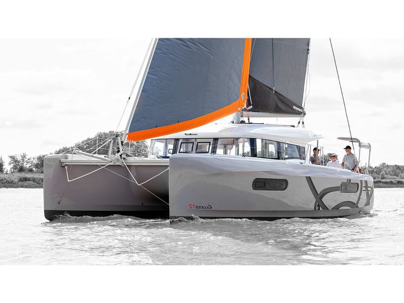 San Vincenzo Catamaran Cabine 4    11.74 m Numéro de l'annonce: #17082