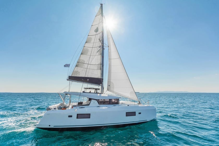 Athens Catamaran 6 cabin 10 berths 10 guests 12.8 m Listing Number: #17085 5